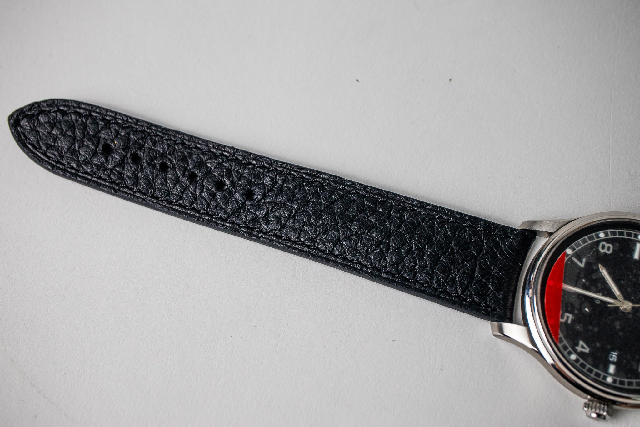 SUF Helsinki 180 Black
