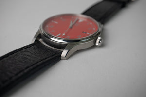 SUF Helsinki 180 Red Dial
