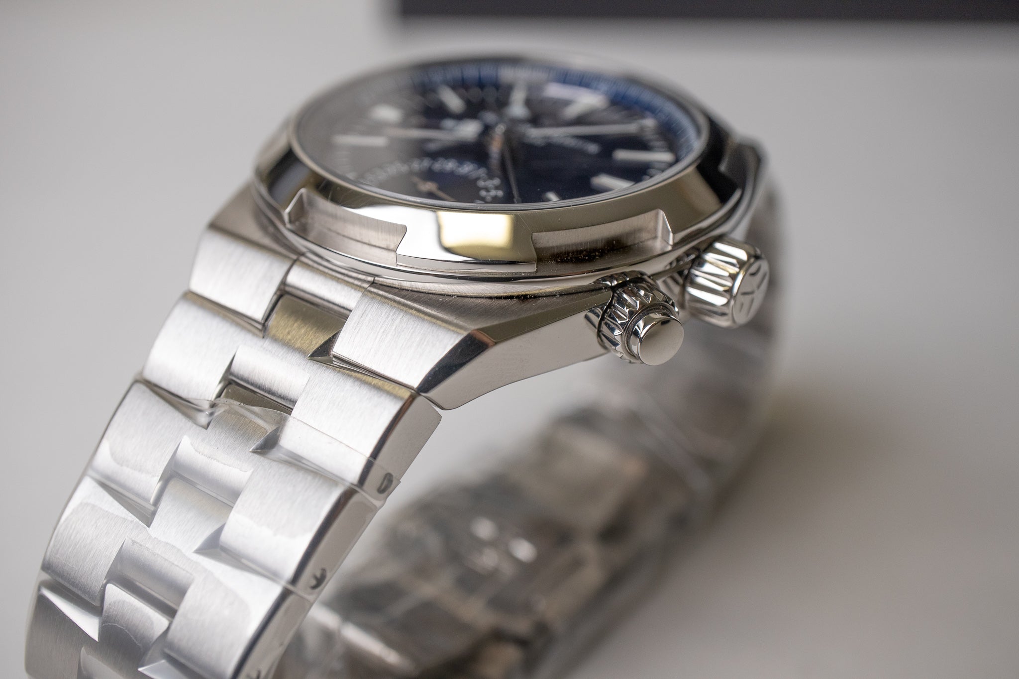 Vacheron Constantin Overseas Dualtime