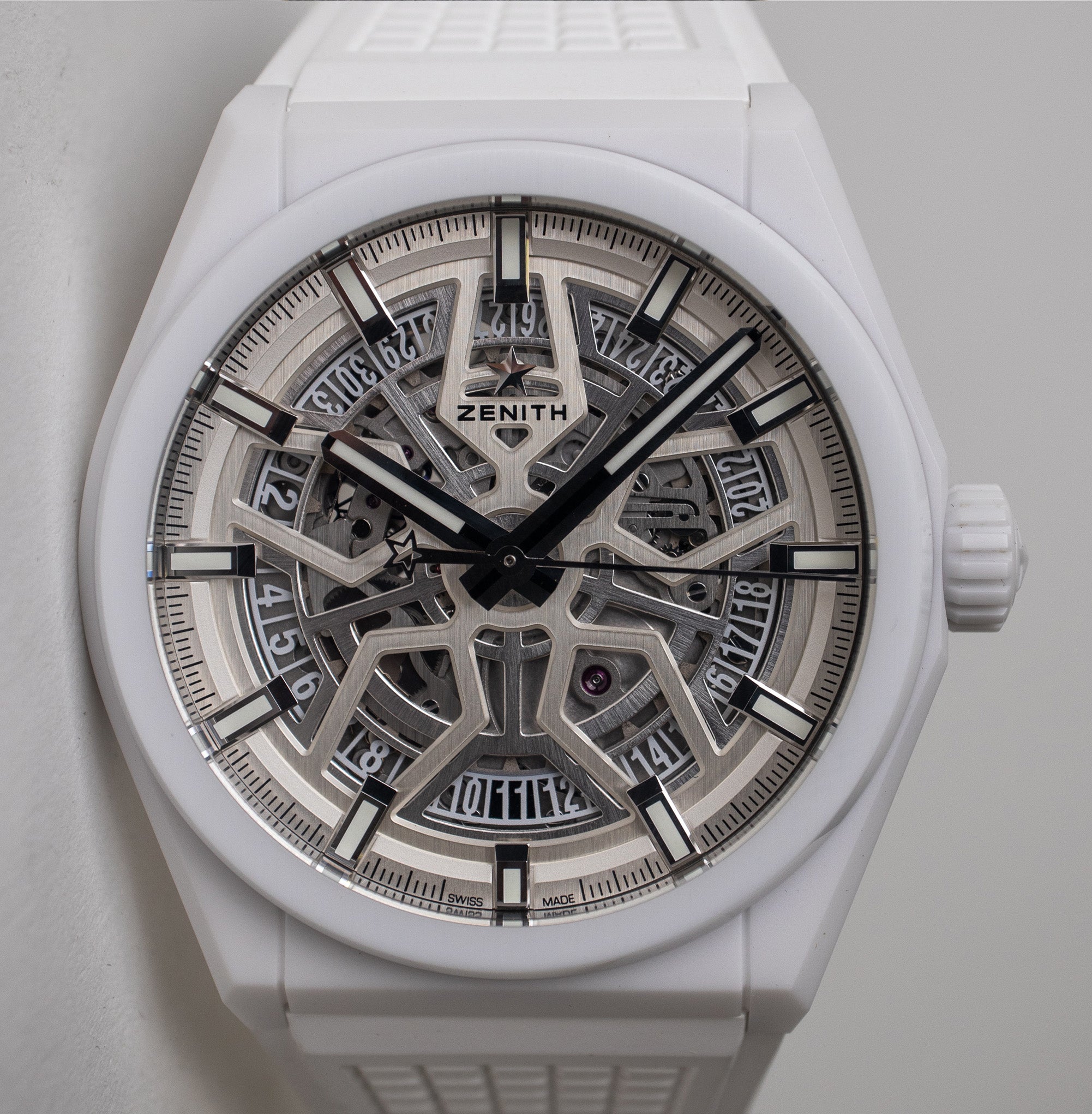 Zenith Defy Classic Ceramic White Watch 49.9002.670/01.R792