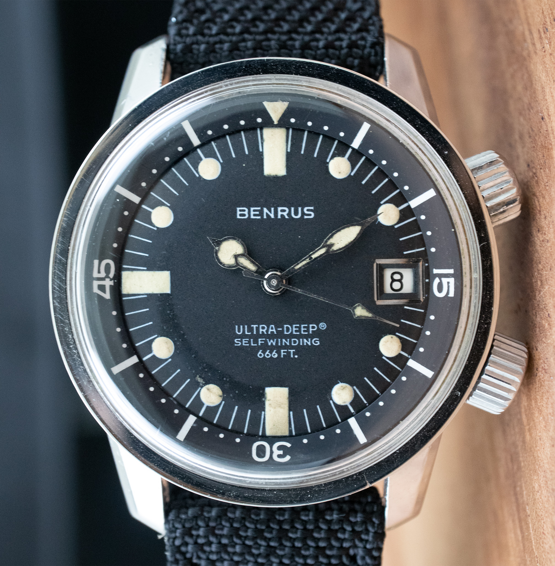 Pre-Owned: 1960's Benrus Ultra-Deep '666 FT' – Belmont Watches