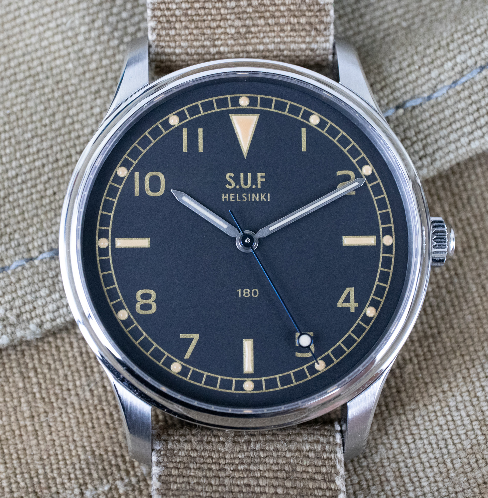 Pre-Owned: SUF Helsinki 180 Vintage – Belmont Watches