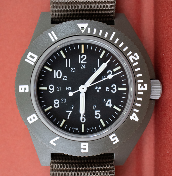 【絶版・希少・美品】marathon navigator 旧モデル 絶版・希少・美品】marathon navigator 旧モデル - メルカリ